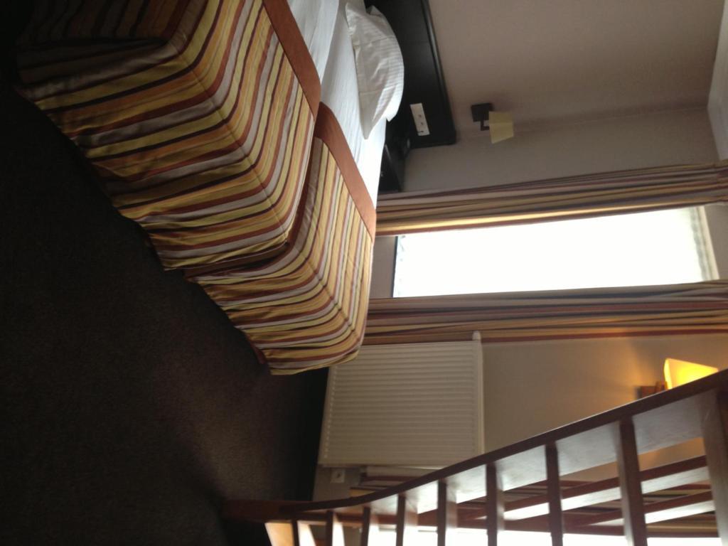 Hotel Giorgi Et Logements Insolites-Jacuzzi Prive Bastogne Quarto foto